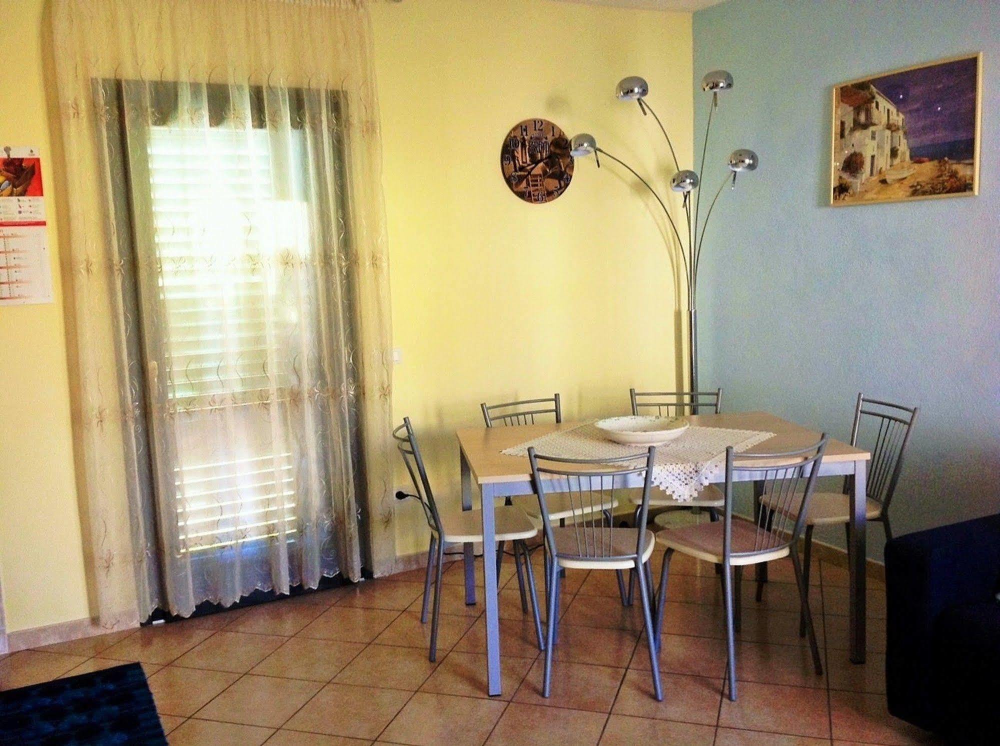 Apartmán R&Z Getaway Santa Maria Exteriér fotografie
